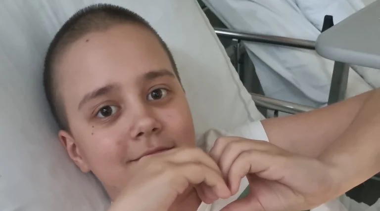 Od 6 lat cierpi na nowotwór. 11-letnia Weronika, mimo że choruje na glejaka, nie traci pogody ducha