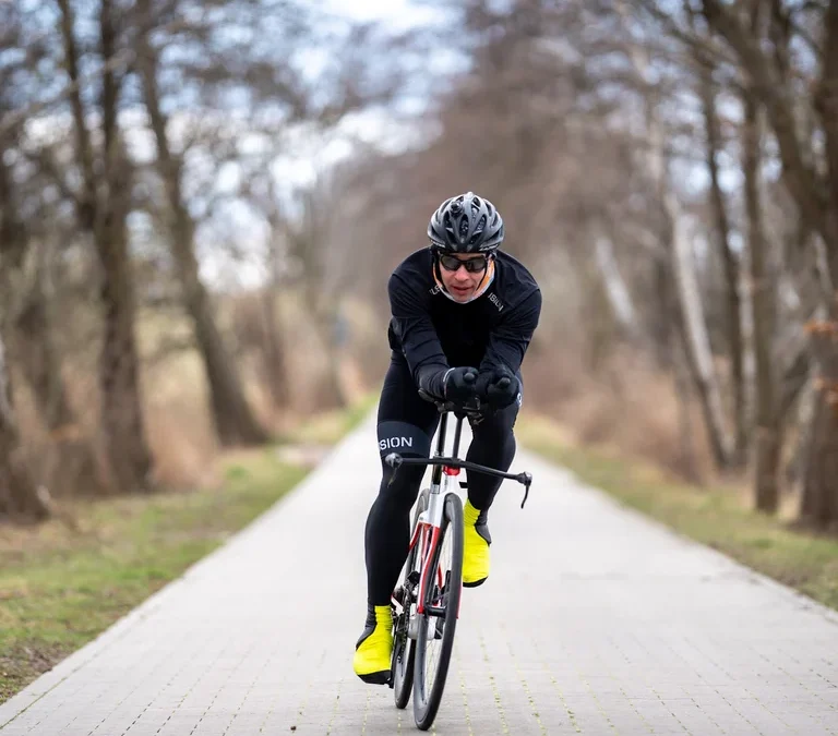 Rakreaton z&nbsp;kolejnym ambasadorem. To&nbsp;triathlonista i&nbsp;rekordzista Guinnessa